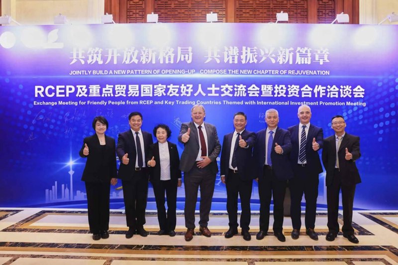 贸易公司在新时代的转型与挑战